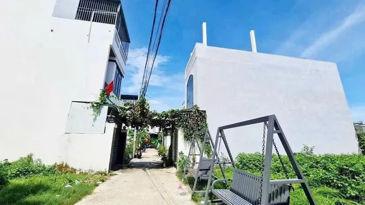 Bán Đất 53.7m2 có sẵn 53.7 m2 thổ cư giá 2.05 tỷ tại Đường 2/4 Phường Vạn Thắng Thành phố Nha Trang Khánh Hòa