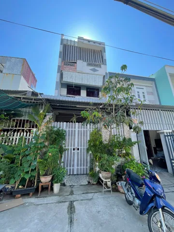 BÁN NHÀ 3 TẦNG HẺM LÊ HỒNG PHONG – FULL NỘI THẤT GỖ ĐẸP – GIÁ CHỈ 4,5 TỶ