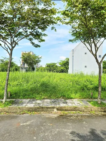 🌴 Bán Đất 83m2 có sẵn 83 m2 thổ cư giá 4.35 tỷ tại Đường Trường Lưu Phường Long Trường Quận 9 TP. Hồ Chí Minh.