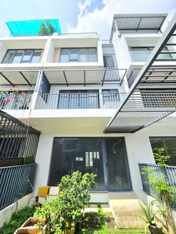 🌴 Bán Nhà riêng 100m2 có sẵn 100 m2 thổ cư giá 7.4 tỷ tại Đường N7 Phường Trường Thạnh Quận 9 TP. Hồ Chí Minh.