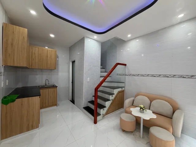 Nội Thất cơ bản - Phú Thọ Hoà - Ngay Chợ Vải - hẻm 3m - 20m2.