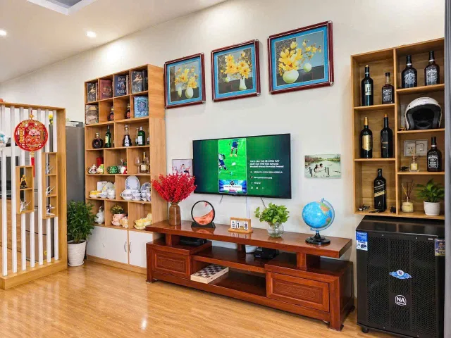 NHÀ ĐẸP 108M², 2PN, 2WC – FULL NỘI THẤT, CÓ SÂN Ô TÔ – KDC GÒ CÁT 8 GIÁ 2 TỶ 8