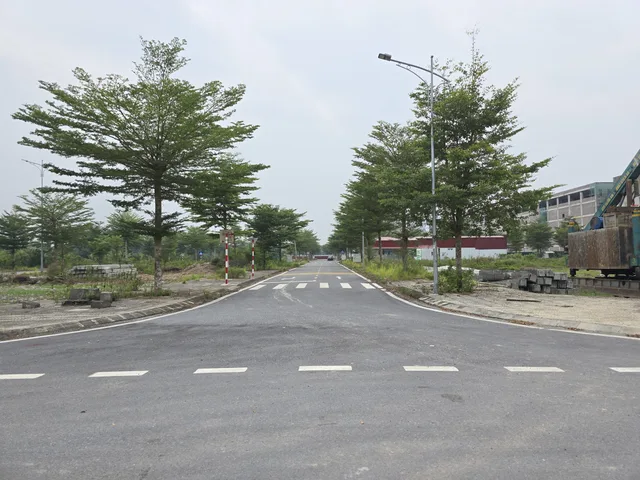 Bán Đất 83.7m2 có sẵn 83.7 m2 thổ cư giá 3.11 tỷ tại Thị trấn Đồng Văn Huyện Duy Tiên Hà Nam