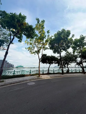 Bán Nhà riêng 100m2 có sẵn 100 m2 thổ cư giá 30 tỷ tại Đường Nhật Chiêu Phường Nhật Tân Quận Tây Hồ Hà Nội