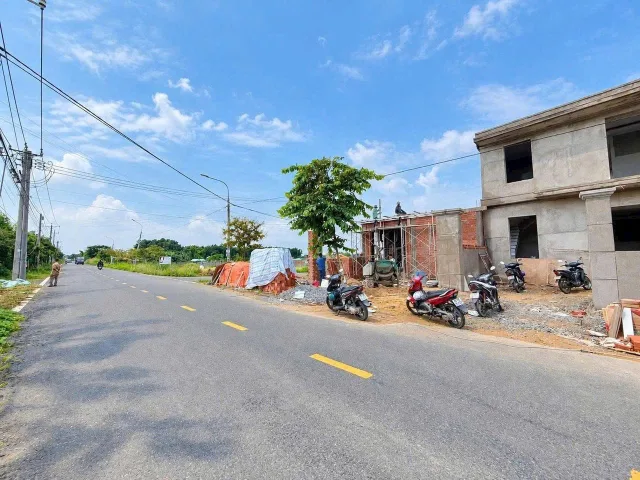BÁN ĐẤT MẶT TIỀN HƯƠNG LỘ 7 KINH DOANH TỐT GIÁ CHƯA ĐẾN 2 TỶ