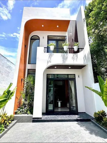Thường xuyên đi công tác xa nên tôi cần bán lại căn nhà Gần Cây Xăng Đức Hưng đường Đồng Khởi