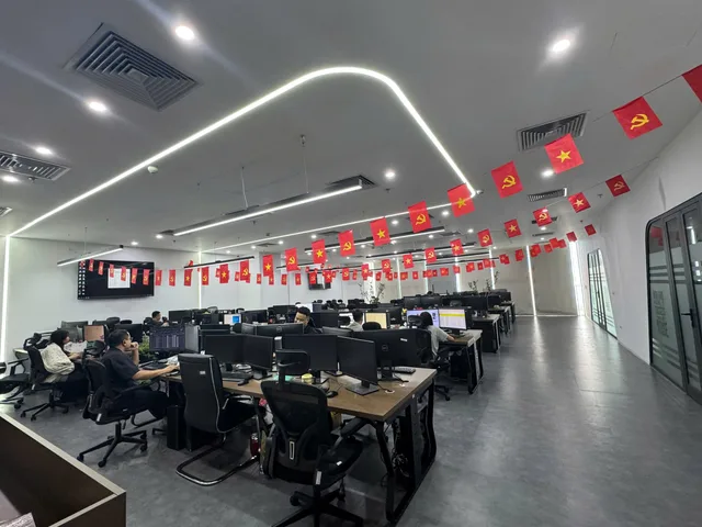 🚀 CHO THUÊ VĂN PHÒNG 300M² FULL NỘI THẤT TẠI HANOI CENTERPOINT, GIÁ RẺ NHẤT THỊ TRƯỜNG