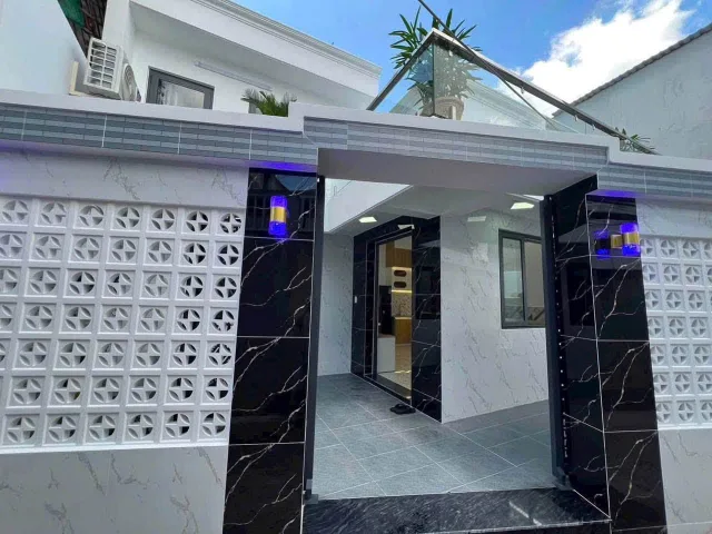 Nhà - 2 phòng ngủ - 9,3M x 7M - giá 3,85 tỷ  - kdc đường Huỳnh Tấn Phát - Nhà Bè - tp.HCM - liên hệ 0919089456
