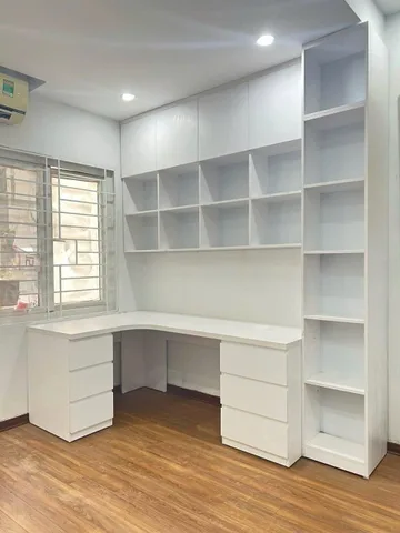 Cho thuê nhà ngõ 628 HOÀNG HOA THÁM, Ba Đình. 11.3 triệu/tháng. Ưu tiên: Hộ gia đình, Nhóm ít người.