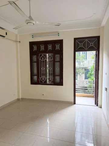 Cho thuê Nhà riêng 45m2 giá 28 triệu tại Đường Trung Kính Phường Trung Hoà Quận Cầu Giấy Hà Nội