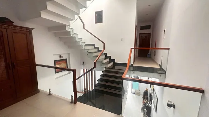 BÁN NHÀ NAM VIỆT Á – MT NƯỚC MẶN 2 – 10 TỶ