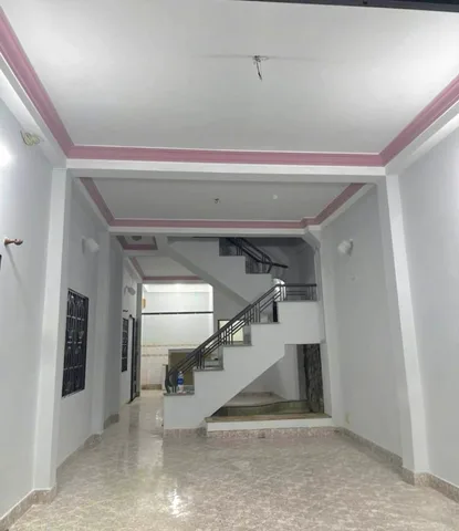 BÁ.N NHÀ SÁT BÌN.H THÀNH  - ĐƯỜNG XE TẢI - ( 4X18M ) CHỈ 4$ MINI