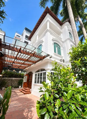 BÁN CĂN SIÊU BIỆT THỰ SÂN VƯỜN ĐẲNG CẤP NHẤT TÂY HÒ-DT 350M2 3 TẦNG MT 15.5M-GIÁ 153.9 TỶ