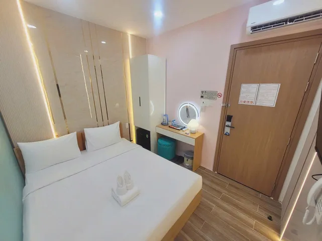 Bán Nhà Mặt Tiền 49 Hồng Hà, Phường 2, Quận Tân Bình