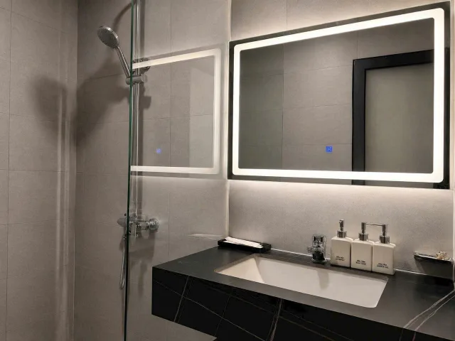 Bán Nhà Mặt Tiền 366 Đường 3 Tháng 2, P12, Q10