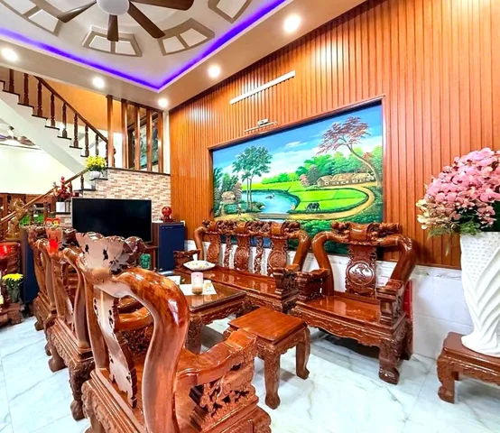 NGUYỄN TRI PHƯƠNG P.DĨ AN - LÔ GÓC BIỆT THỰ 3 TẦNG + 9 PHÒNG THUÊ, 357M2 (7X51M) - 18 TỶ