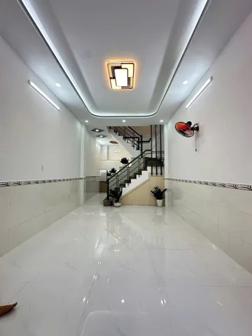 Bán Nhà khu lê văn quới 48m2 3 PN sổ riêng chỉ 4.x đồng