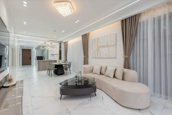 Duplex căn hộ The Galleria cho thuê 160m với sân vườn rộng rãi