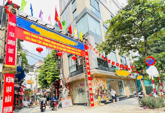 🏚️cho thuê nhà 3 tầng 41m2 Văn Cao Ba Đình 9tr ô tô tránh🚘