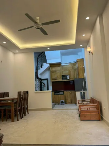 CHO THUÊ NHÀ NGUYÊN CĂN ĐƯỜNG TÂY SƠN, ĐỐNG ĐA, NHÀ ĐẸP Ở LUÔN, 7 TRIỆU