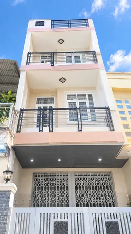 NHÀ 4 TẦNG – 3,6M x 11M – CÁCH MẶT TIỀN HỒNG LẠC 10M – HẺM 5M THÔNG
