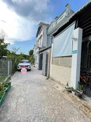 Bán Nhà hoàn công đường xe hơi tai p lái thiêu mới dt 78m