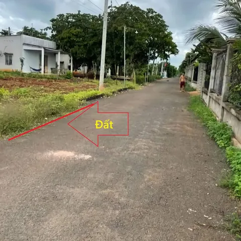 Bán Đất 500m2 có sẵn 100 m2 thổ cư giá 300 triệu tại Xã Cây Trường II Huyện Bàu Bàng Bình Dương