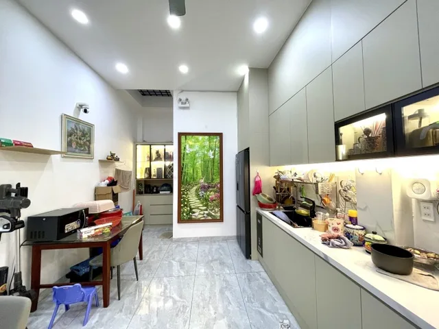 Khu đẹp nhà HXH Phan Đăng Lưu, P.1, Phú Nhuận, 50m2, 4 tầng, chỉ 10 tỷ