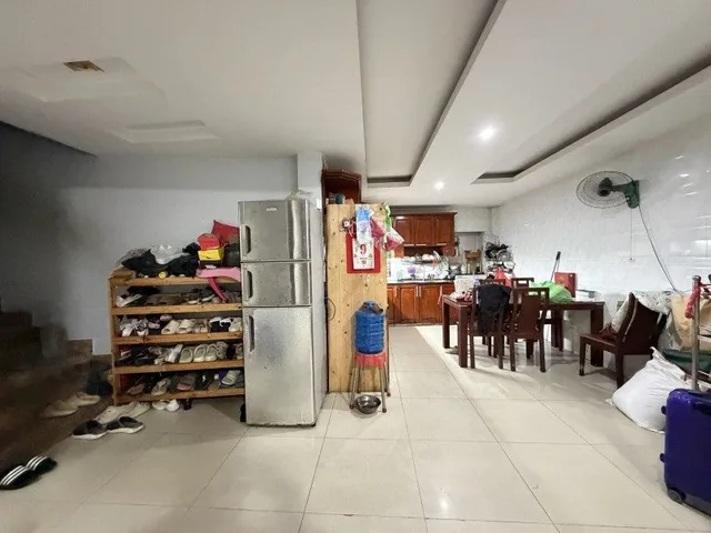CHDV nội thất VIP Hoàng Hoa Thám, P.6, Bình Thạnh, 14.5x13.5m, 4 tầng, chỉ 18.9 tỷ