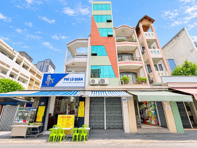 Bán Nhà 81m2 - 3 lầu - nhỉnh 13 tỷ góc 2 mặt tiền ngay sát Nguyễn Văn Trỗi