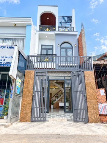 Bán NHÀ MTKD 3 TẦNG NGAY CHỢ ĐẦU MỐI THỦ ĐỨC MÀ CHỈ CÓ 2TI500