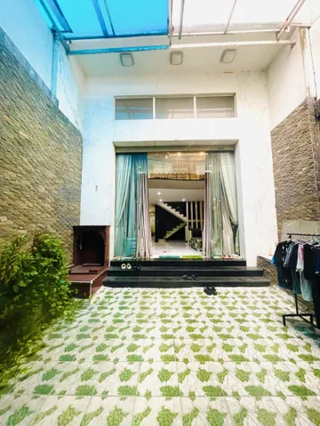 Nội thất VIP, sổ A4 mặt tiền Nguyễn Xí, P.13, Bình Thạnh, 5.5x32m, 5 tầng, chỉ 32 tỷ