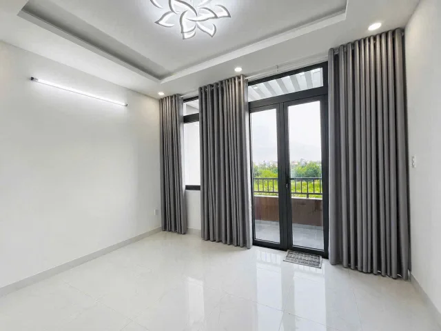-11.5% Nhà mới, dòng tiền ổn định - KDC xây kín, đường 9m vỉa hè, không ngập~12 phút Vinhomes~25 phút Metro