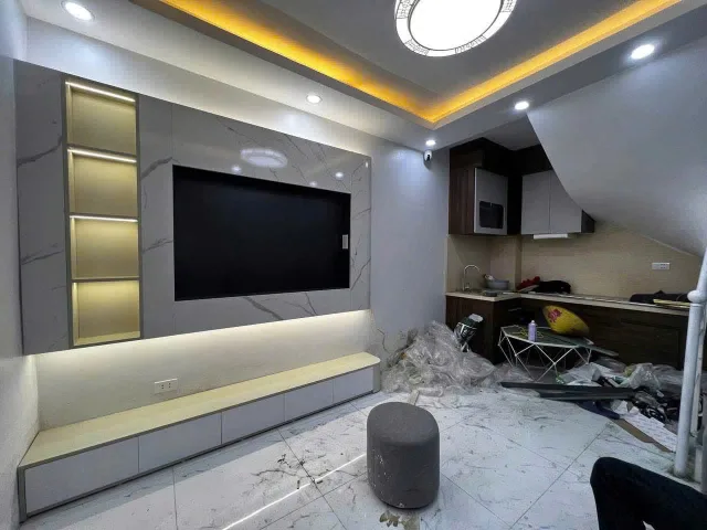 Cho thuê Nhà riêng 25m2 x 3 tầng, nội thất cơ bản, giá thuê 9 triệu , Định công, Hoàng Mai