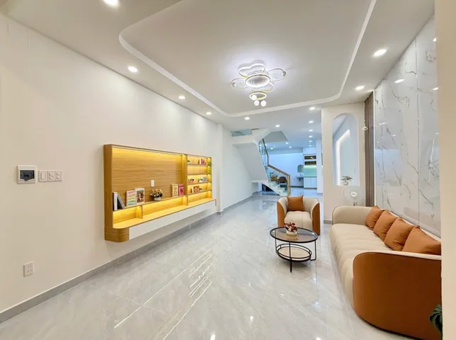 BÁN NHÀ CƯ XÁ PHÚ LÂM A-NHÀ ĐẸP Ở NGAY-NỞ HẬU ĐẸP-DT 76M2-GIÁ 7.5 TỶ