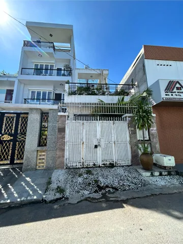 Bán Nhà 117m2 3Tầng BTCT, MT Đường Số Ngay Nguyễn Tuyển, P Bình Trưng Tây, Q2. Chỉ 11.8 đồng.