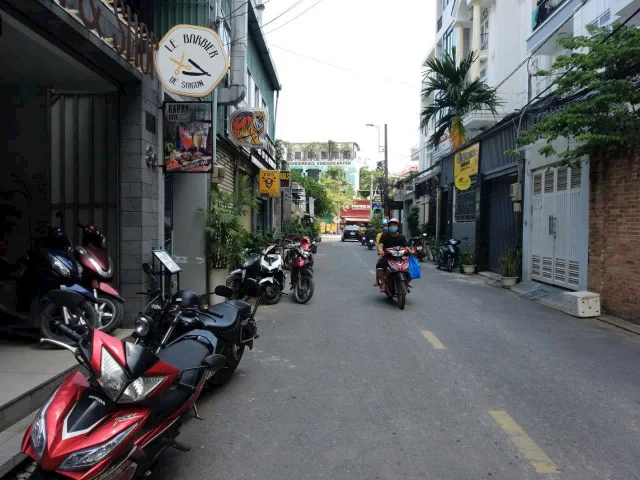 BDS HVL LVCC ĐẤT 11 ĐƯỜNG 54 THẢO ĐIỀN Q2