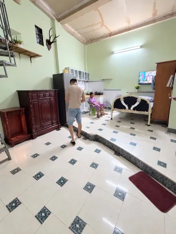MẶT TIỀN LIÊN KHU 10-11 SÁT NGÃ TƯ BỐN XÃ ĐƯỜNG 10M 2 TẦNG 3,2 TỶ
