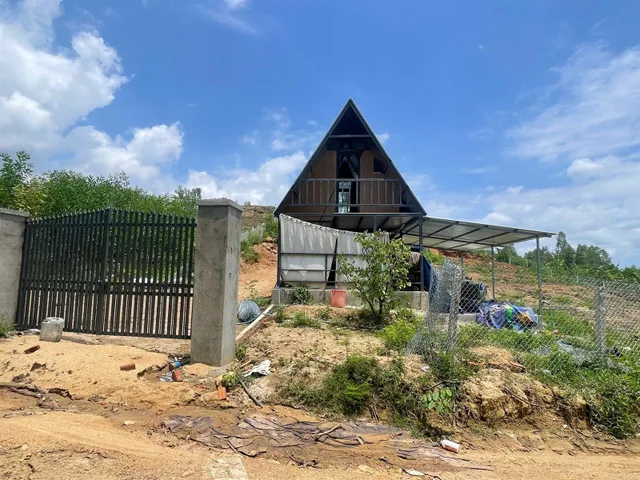 Bán đất Ninh Lộc Ninh Hòa 3.043m² vườn có nhà tiền chế, sổ riêng, ô tô vào tận nơi, giá 720 triệu