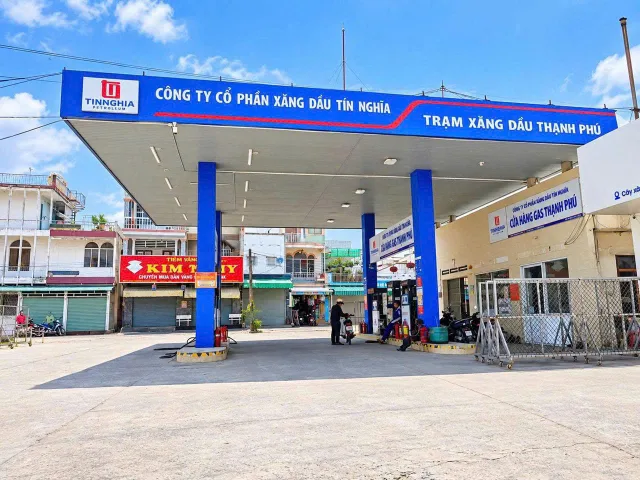 Chính chủ bán gấp lô đất 142m2 mặt tiền đường Hương Lộ 15 -Ngay Cây Xăng Thạnh Phú