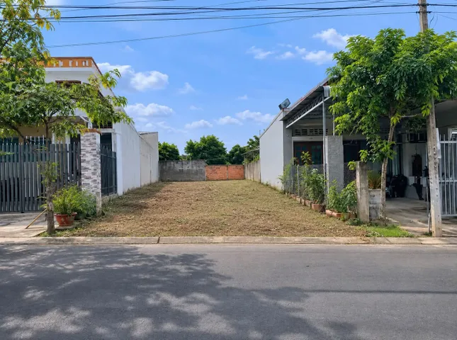Bán Đất 258m2 có sẵn 80 m2 thổ cư giá 520 triệu tại Đường Quốc Lộ 56 Xã Nghĩa Thành Huyện Châu Đức Bà Rịa - Vũng Tàu