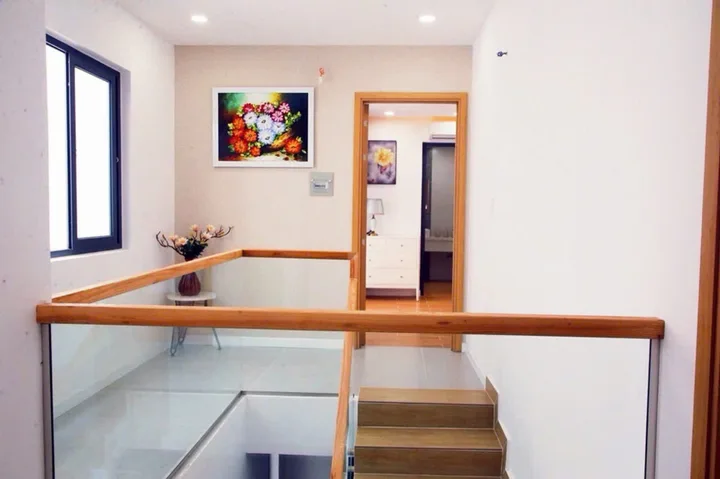 BIỆT THỰ NGUYỄN VĂN ĐẬU, SIU DT 100M2, NGANG 10.5, NỞ HẬU 14M, HẺM VF3 TỚI CỬA