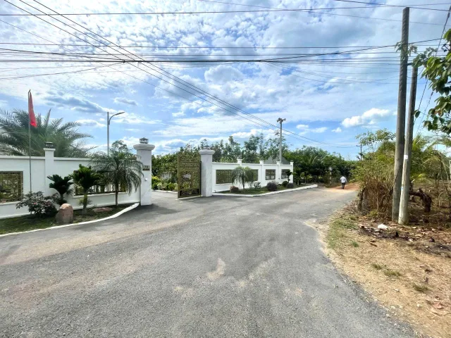 O931.783.2O9 Chính chủ bán 630m2 đất thổ cư. Giá 680 triệu sát KCN