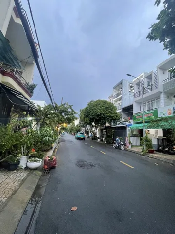 Bán Nhà 4  Tầng Đường Lê Sao Tân Phú