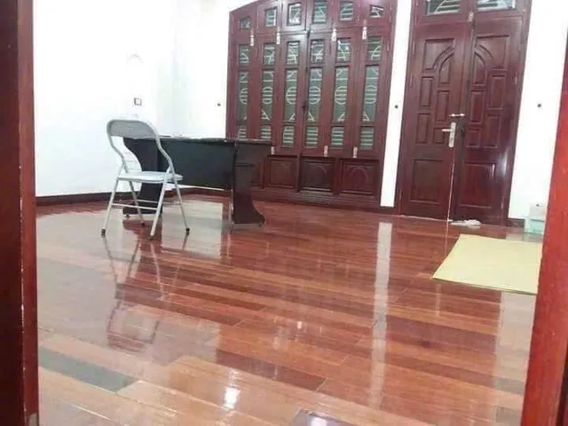 Cho thuê nhà ngõ Ô TÔ Tránh Hoàng Quốc Việt, Cầu Giấy 55m x 5T giá 20 triệu
