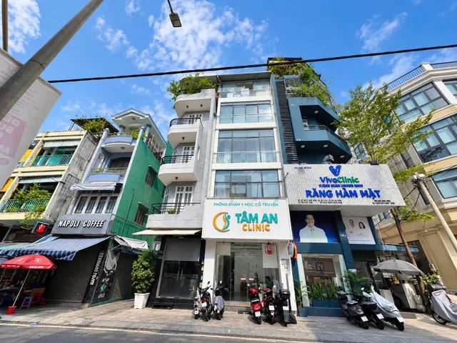 Bán nhà mặt tiền 52 Trần Khắc Chân, Quận 1, Ngang gần 5m, 5 tầng thang máy - 21 tỷ