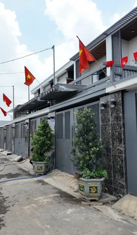Nhà lầu chính chủ hoàn công Phước Tân đối diện sân golf Long Thành, cách cổng 11 chỉ 15phút