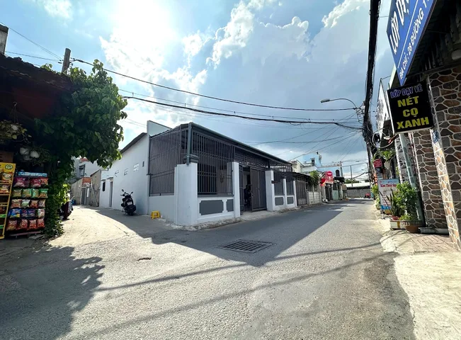SỐ 11 P.LINH XUÂN - LÔ GÓC 2 MẶT TIỀN 175M2 NGANG 14M - 13,5 TỶ