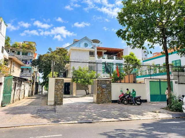🌟 QUẬN 3 – BIỆT THỰ MT 240A–240B PASTEUR – 9x37M, NỞ HẬU 18M – TRỆT + 1 LẦU + SÂN THƯỢNG – GIÁ 220 TỶ!