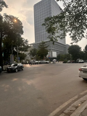 MẶT ĐƯỜNG ĐÔI 612 LẠC LONG QUÂN – TÂY HỒ | VỊ TRÍ ĐẮC ĐỊA KẾ BÊN LOTTE MALL & CÔNG VIÊN NƯỚC HỒ TÂY